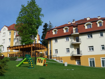 HOTEL SANUS